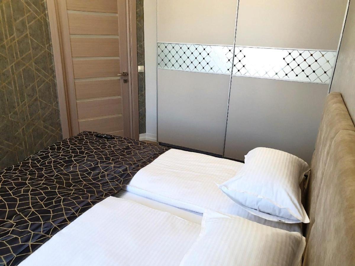 Apartment Sweethome 1 Free Parking Ujhorod Exterior foto