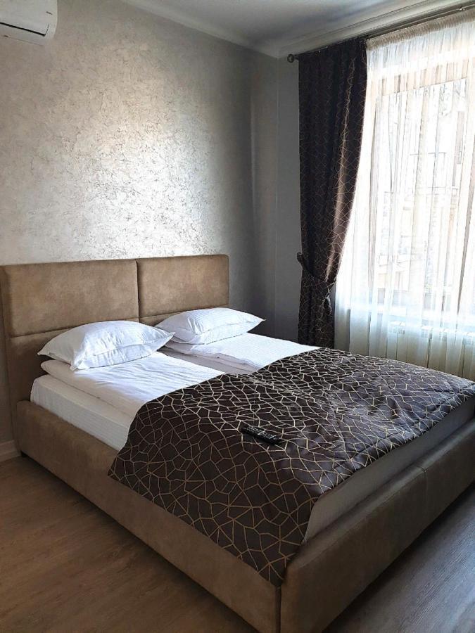 Apartment Sweethome 1 Free Parking Ujhorod Exterior foto